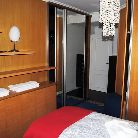 Apartment Facing The Sea