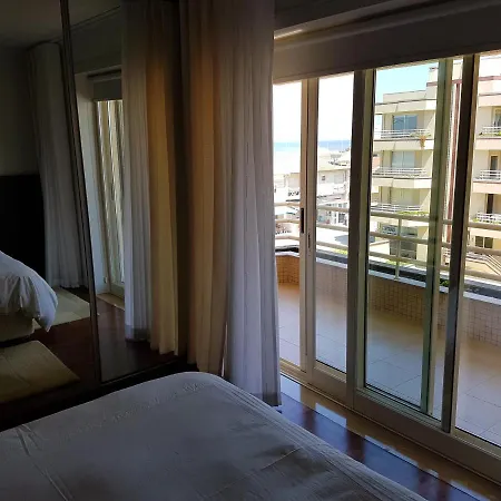 Apartment Facing The Sea