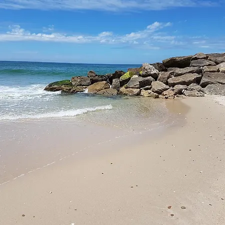 Facing The Sea Apartment *