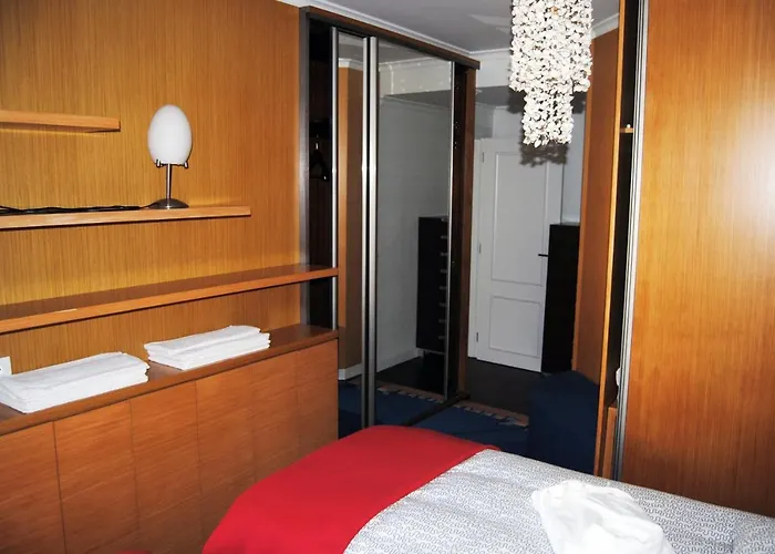 Apartment Facing The Sea